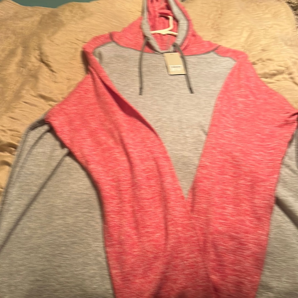 BKE XL pink and gray hoodie never worn